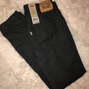 Boy Levi’s jogger